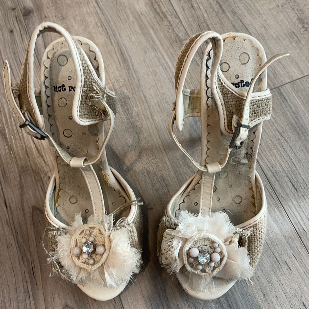 Vacation shoes